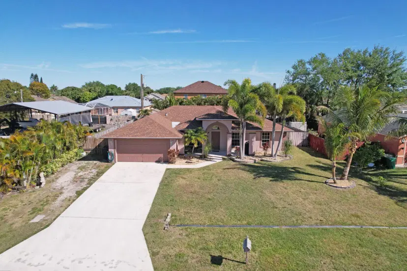Picture of 571 SW Baoy Avenue, Port St Lucie FL 34953