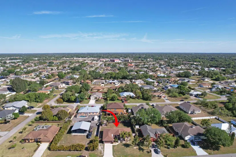 Picture of 571 SW Baoy Avenue, Port St Lucie FL 34953
