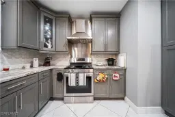 Picture of 810 Mcarthur Ave, Lehigh Acres, FL 33936