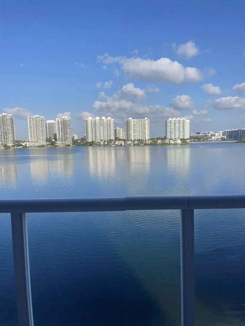 Picture of 17700 N Bay Road 702, Sunny Isles Beach FL 33160