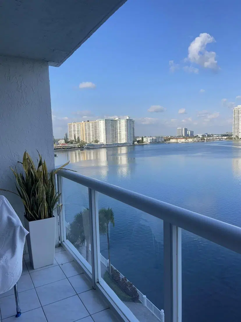 Picture of 17700 N Bay Road 702, Sunny Isles Beach FL 33160