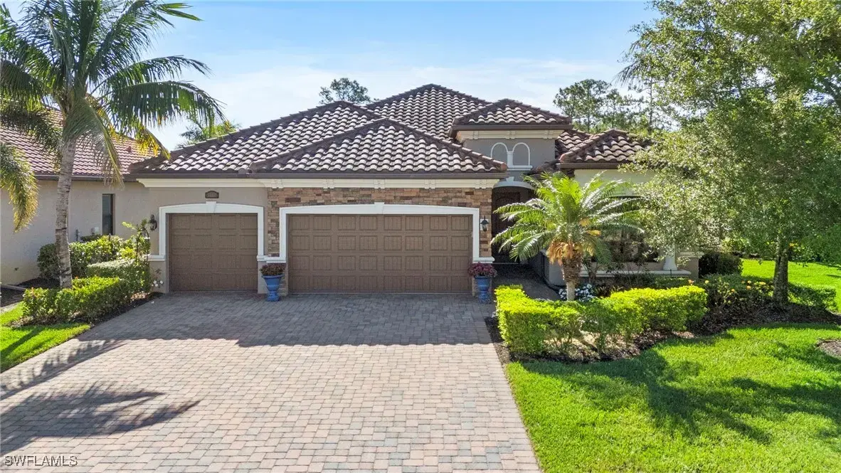 Picture of 9380 Vercelli Ct, Naples, FL 34113
