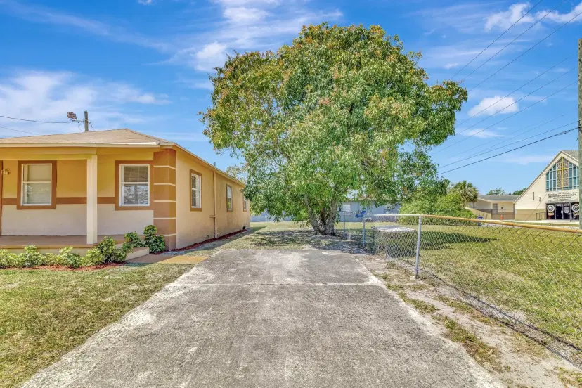 Picture of 529 N 13Th St, Fort Pierce FL 34950