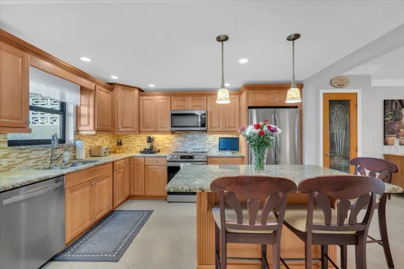 Picture of 300 N Highway A1A 104O, Jupiter FL 33477