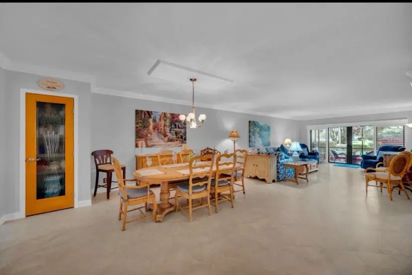 Picture of 300 N Highway A1A 104O, Jupiter FL 33477