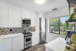 Picture of 2071 NW 21St Terrace 5-109, Stuart, FL 34994