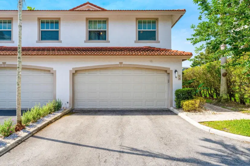 Picture of 4084 W Palm Aire Dr 14, Pompano Beach FL 33069