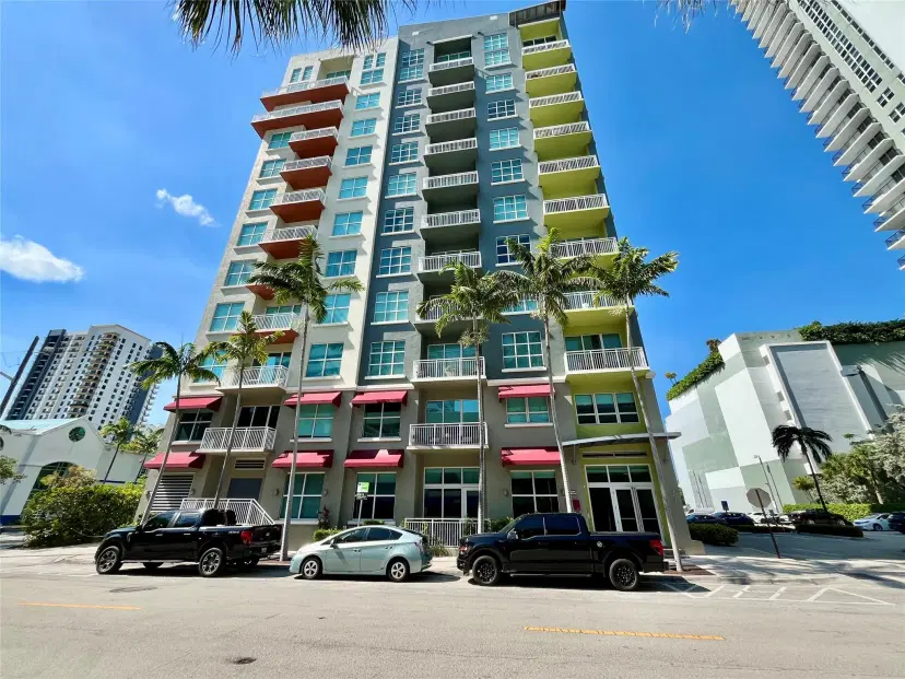 Picture of 313 NE 2Nd St 805, Fort Lauderdale FL 33301