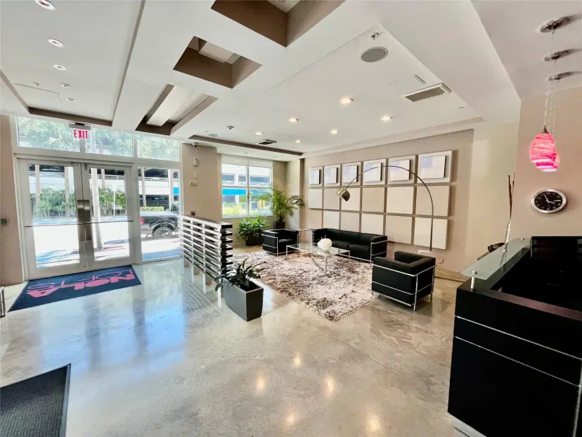 Picture of 313 NE 2Nd St 805, Fort Lauderdale FL 33301