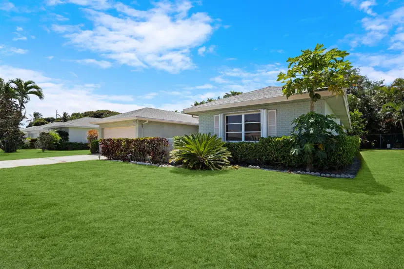 Picture of 10911 Green Trail Drive S, Boynton Beach FL 33436