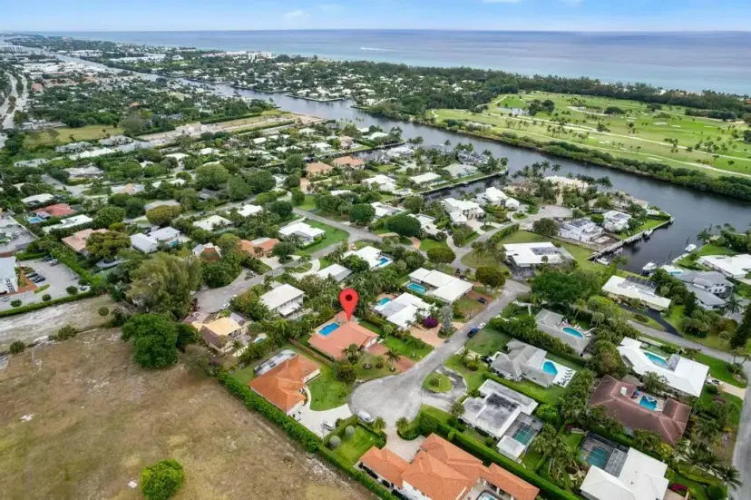 Picture of 815 Canary Walk, Gulfstream FL 33483