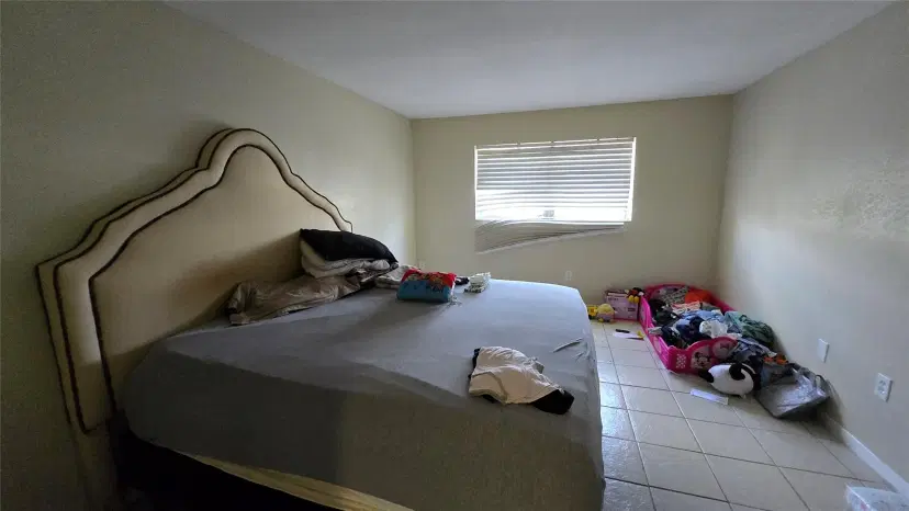 Picture of 3700 NW 21St St 206, Lauderdale Lakes FL 33311
