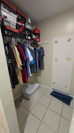 Picture of 3700 NW 21St St 206, Lauderdale Lakes, FL 33311