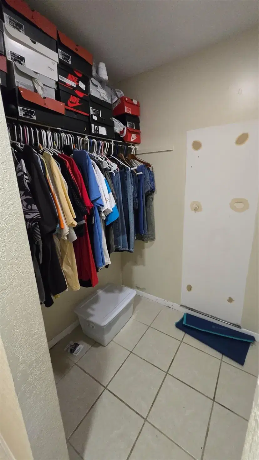 Picture of 3700 NW 21St St 206, Lauderdale Lakes FL 33311