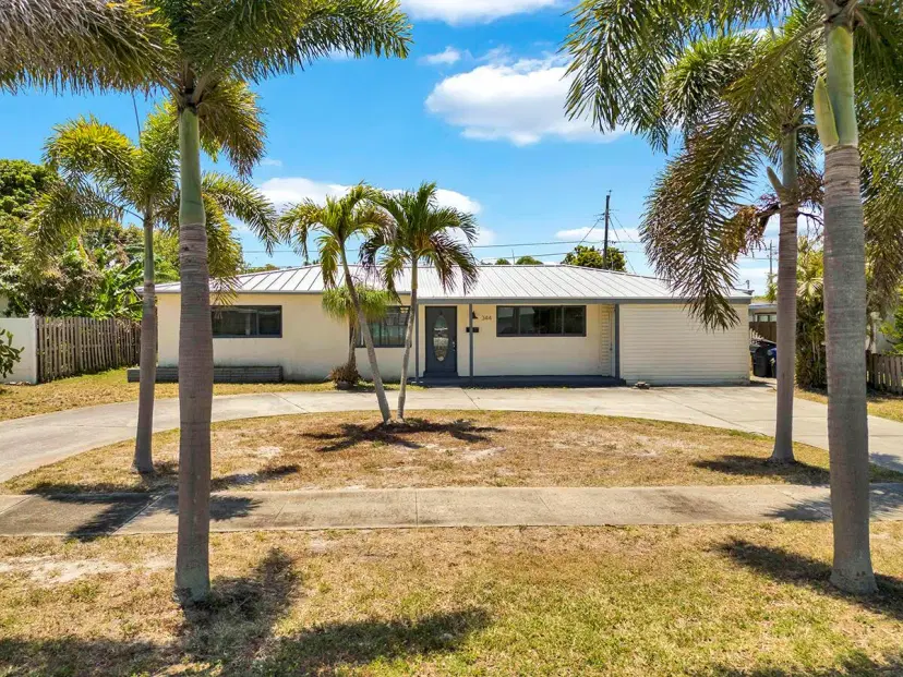 Picture of 344 E Jasmine Drive, Lake Park FL 33403