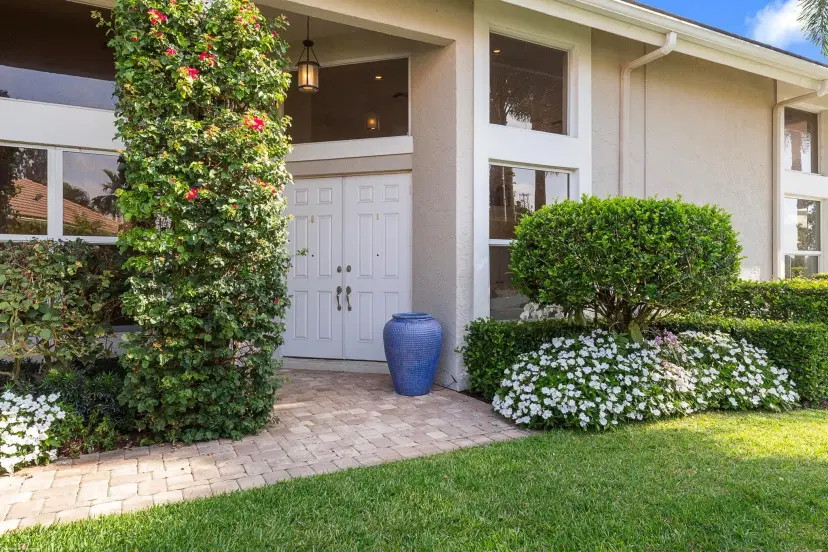 Picture of 2990 Twin Oaks Way, Wellington FL 33414
