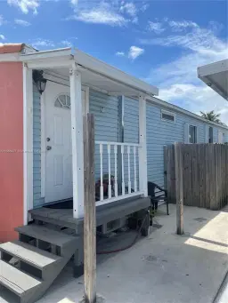 Picture of 12401 W Okeechobee # 511, Hialeah Gardens, FL 33018