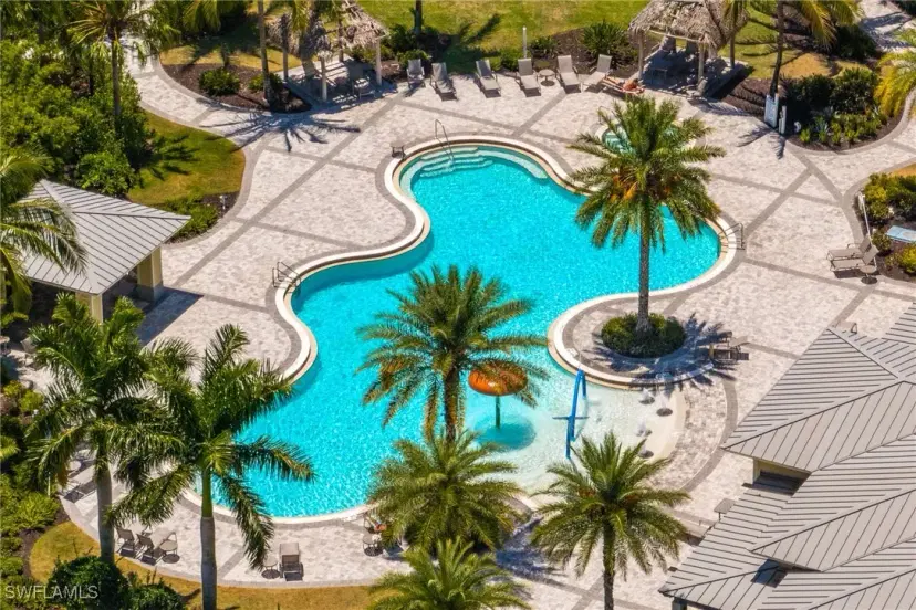 Picture of 2094 Satsuma Ln, Naples FL 34120