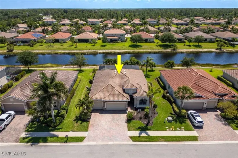 Picture of 2094 Satsuma Ln, Naples FL 34120