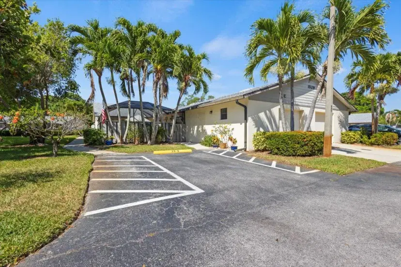 Picture of 1529 Pheasant Walk C, Fort Pierce FL 34950