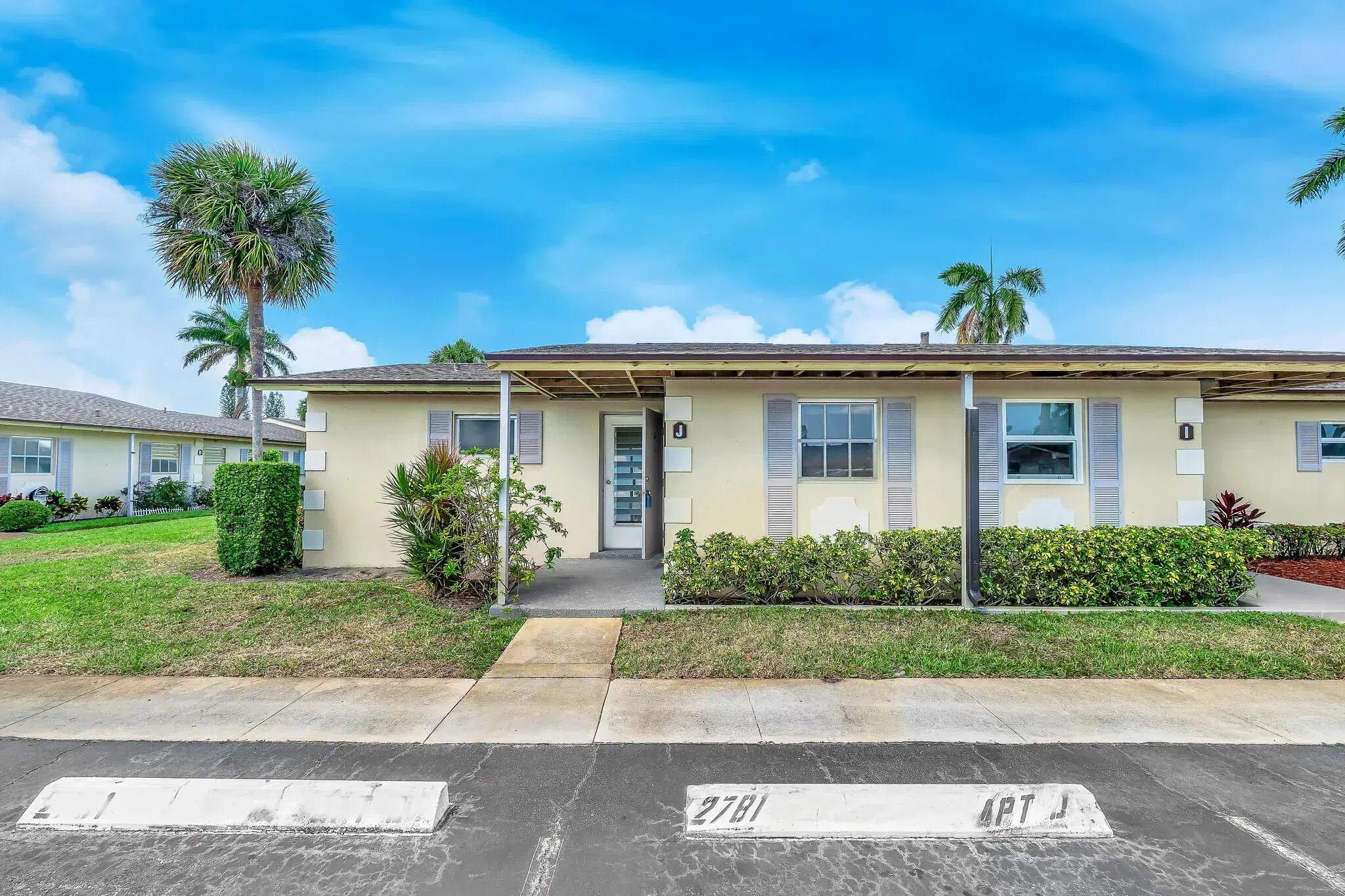 Picture of 2771 Ashley Drive E J, West Palm Beach, FL 33415