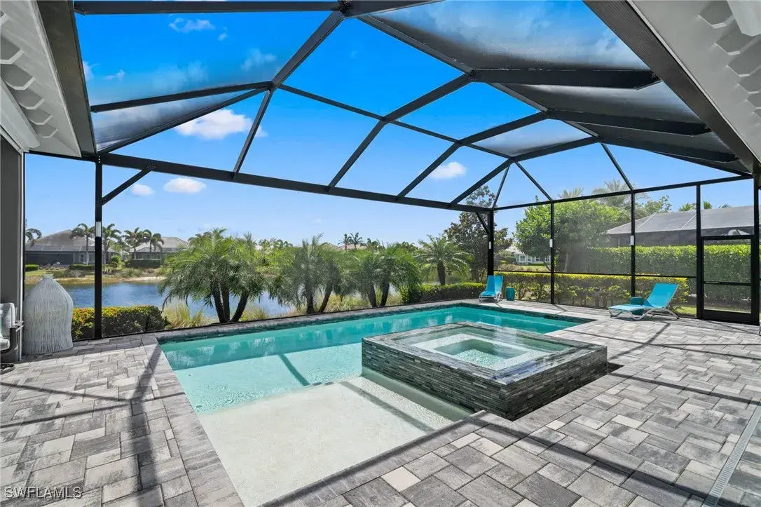 Picture of 6352 Lyford Isle Dr, Naples, FL 34113