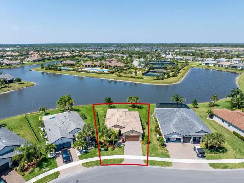 Picture of 474 SE Vallarta Drive, Port St Lucie FL 34984