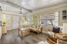 Picture of 101 Elise Dr, Fort Myers, FL 33908