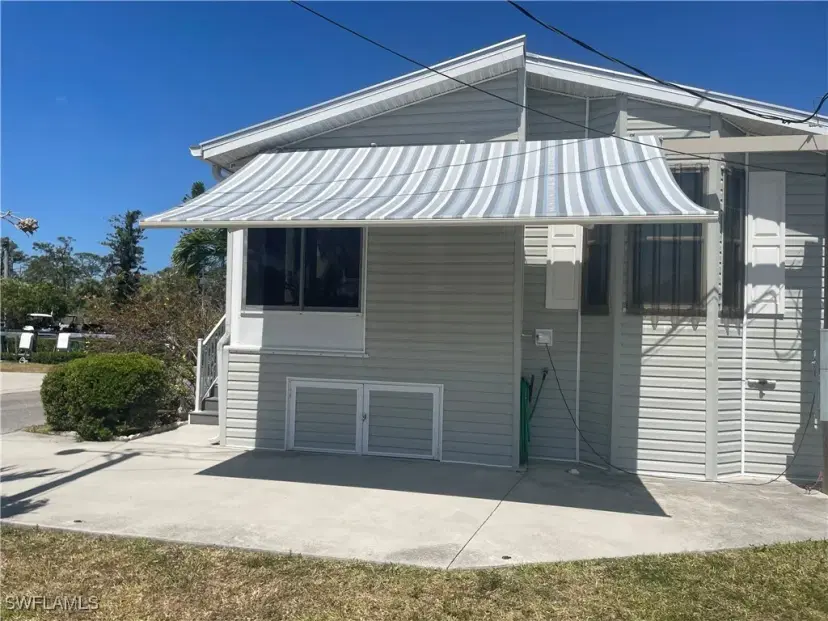 Picture of 20721 Basin Dr, Estero FL 33928
