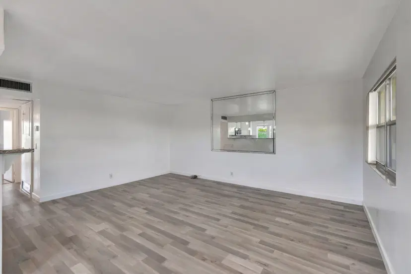 Picture of 97 Saxony C, Delray Beach FL 33484