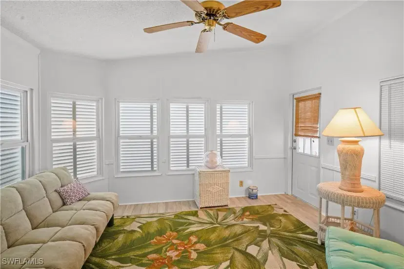 Picture of 49 Turquoise Ave, Naples, FL 34114