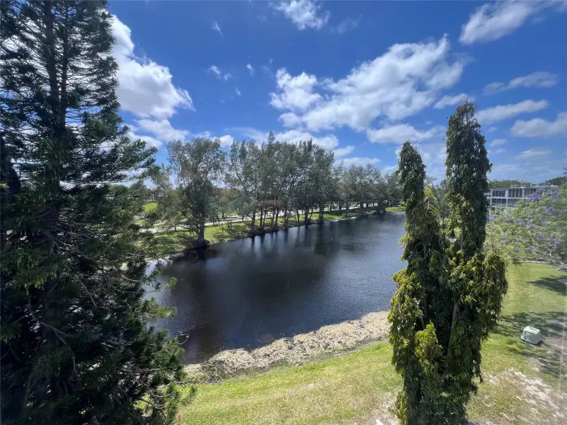 Picture of 4159 Cambridge G 4159, Deerfield Beach FL 33442