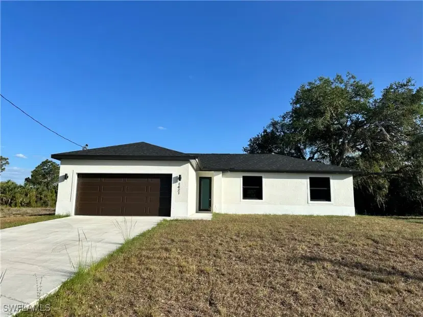 Picture of 1421 Jabara Cir, Labelle FL 33935