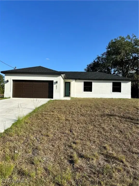 Picture of 1421 Jabara Cir, Labelle FL 33935