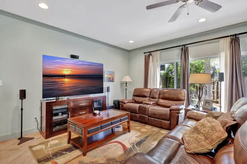 Picture of 808 SW 4Th Ave 808, Fort Lauderdale FL 33315