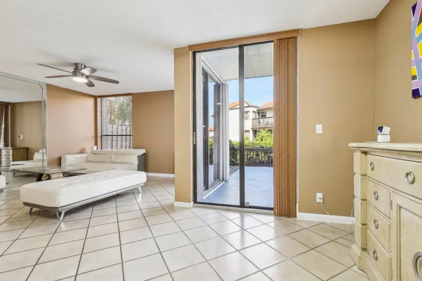 Picture of 5748 Fox Hollow Drive D, Boca Raton FL 33486