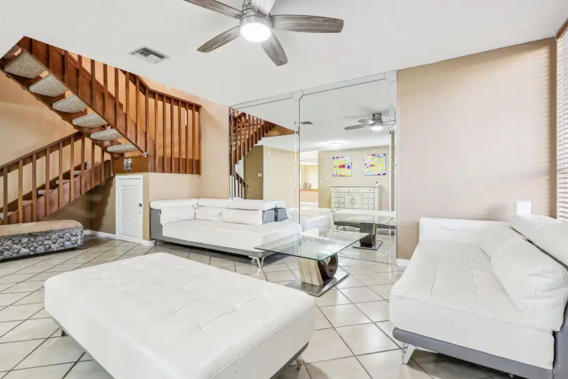 Picture of 5748 Fox Hollow Drive D, Boca Raton FL 33486