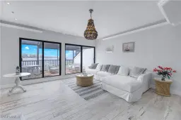 Picture of 410 La Peninsula Blvd 410, Naples, FL 34113