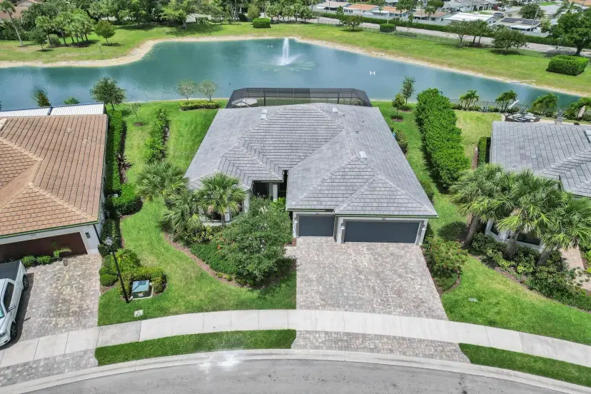 Picture of 4669 Pinehurst Trl, Fort Lauderdale FL 33309