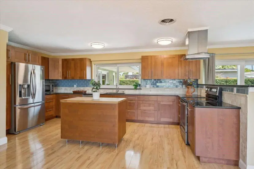 Picture of 2125 NE 62Nd Ct, Fort Lauderdale FL 33308