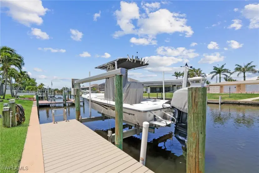 Picture of 1129 Lorraine Ct, Cape Coral FL 33904