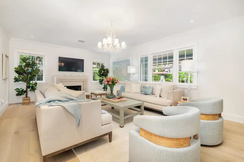 Picture of 142 Seabreeze Avenue, Palm Beach FL 33480