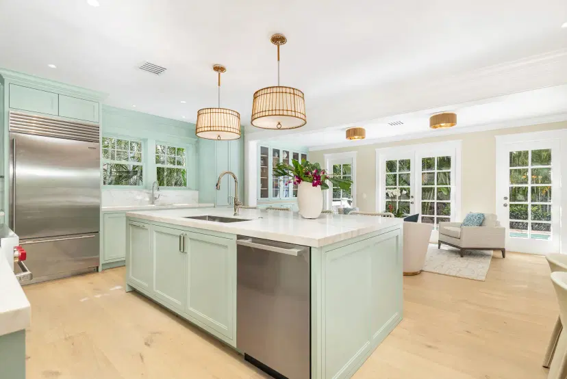 Picture of 142 Seabreeze Avenue, Palm Beach FL 33480