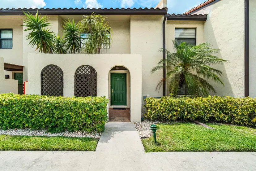 Picture of 21863 Arriba Real # 8G, Boca Raton FL 33433
