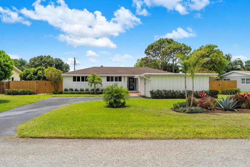 Picture of 1806 Barbados Road, Lake Clarke Shores FL 33406