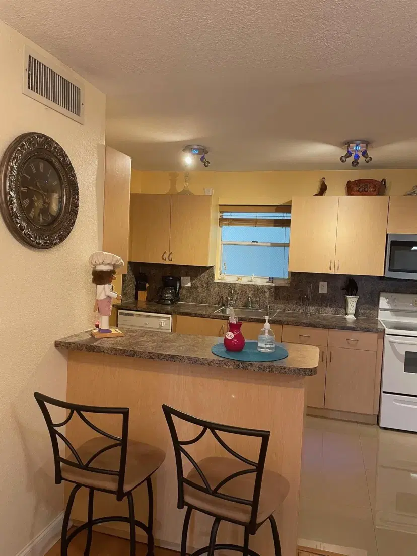 Picture of 201 178Th Dr 412, Sunny Isles Beach FL 33160