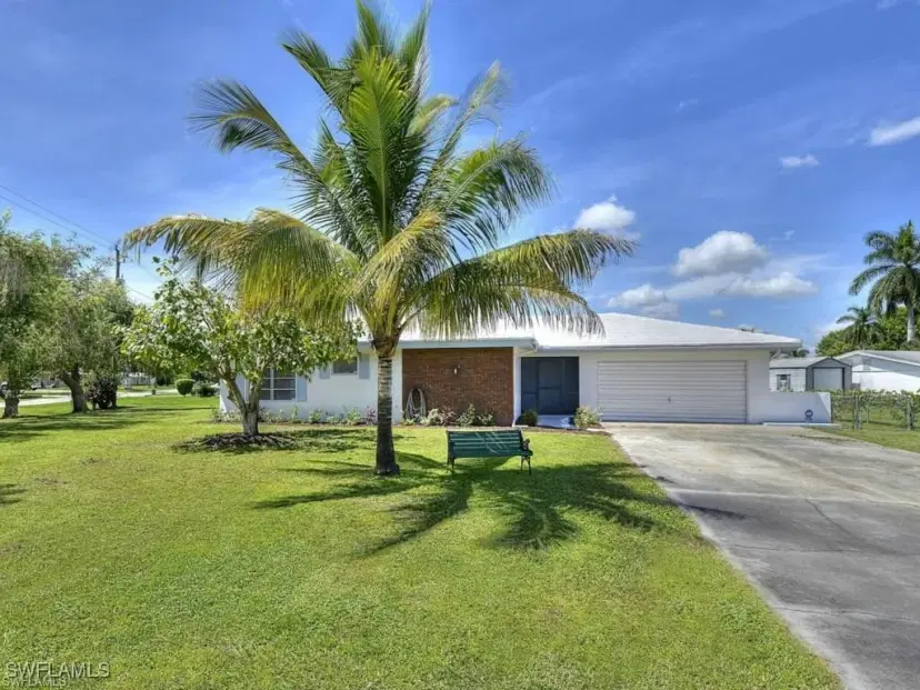 Picture of 303 Georgia Ave, Fort Myers FL 33905
