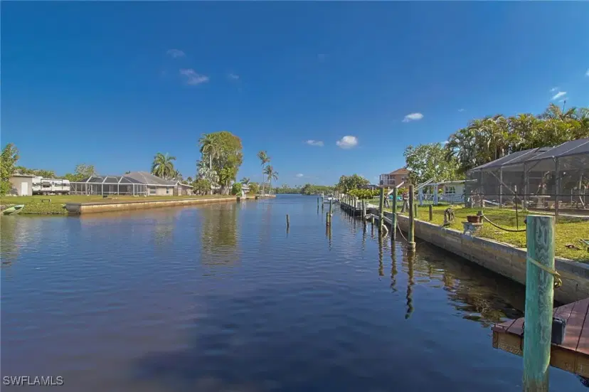 Picture of 147 Coral Dr, Fort Myers FL 33905