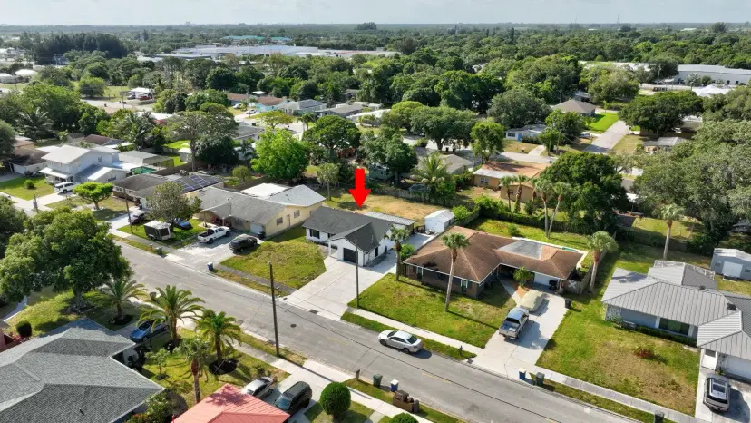 Picture of 717 Holly Avenue, Fort Pierce FL 34982