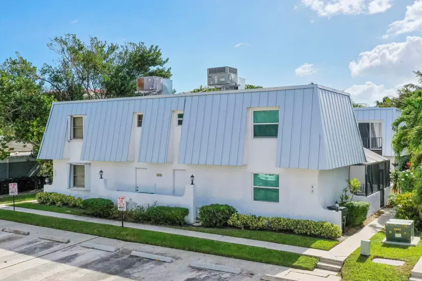 Picture of 106 Linda Lane 4, Palm Beach Shores FL 33404